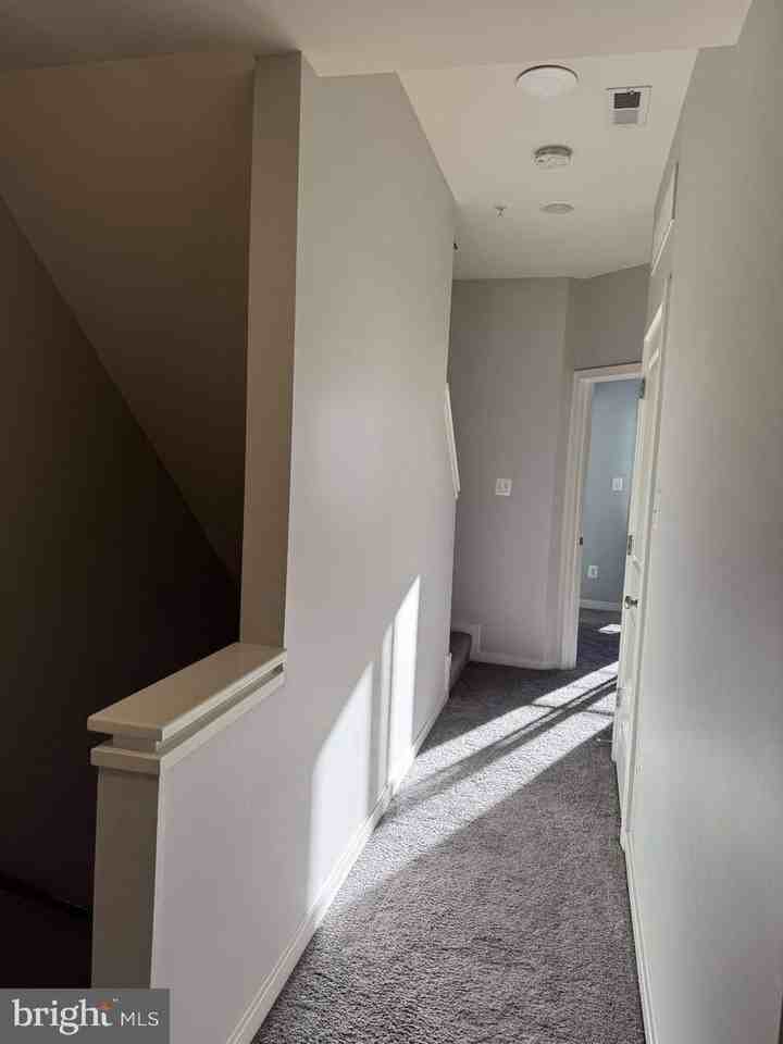 2992 District Ave - Photo 6 of 8