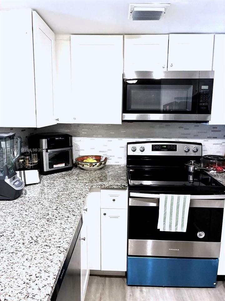 2024 Champions Way - Photo 3 of 14