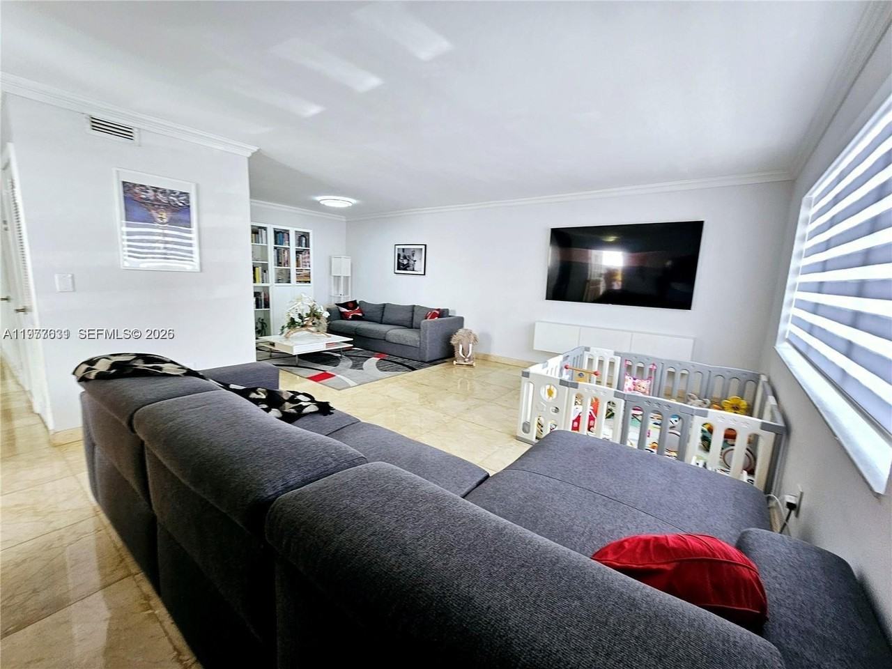 13217 Sw 9th Ln #1 - Photo 5 of 29