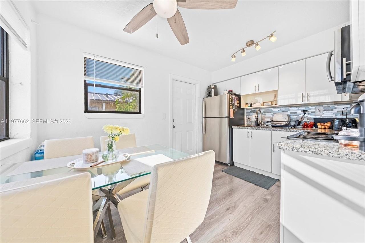 581 Nw 113th St #581 - Photo 5 of 26