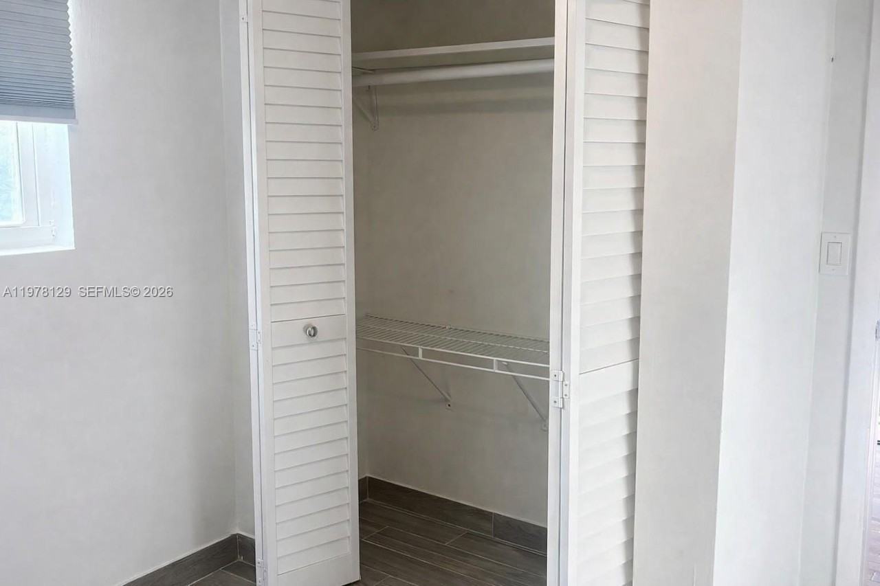 25235 Sw 187th Ave #1 - Photo 5 of 8