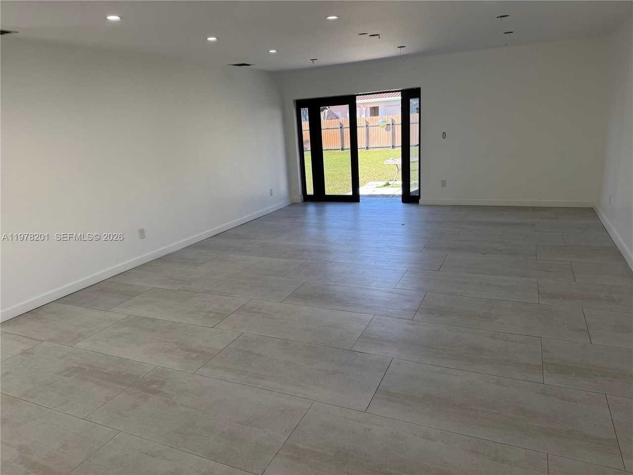 2832 Sw 124th Ct - Photo 4 of 22