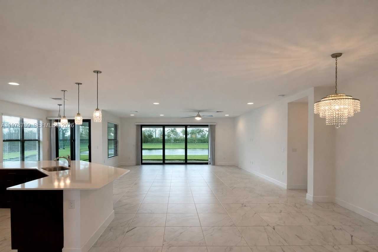 10922 Sw Meandering Mile Rd #10922 - Photo 5 of 50