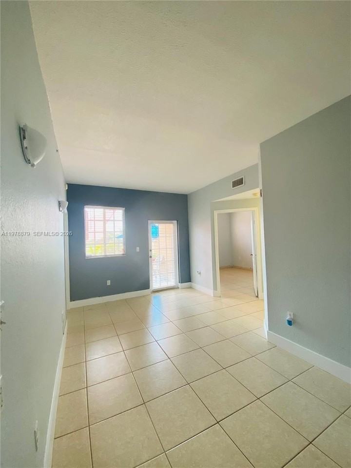 17415 Nw 75th Pl #108 - Photo 7 of 29