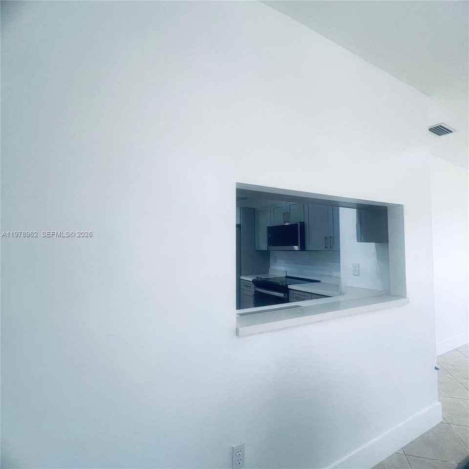 6618 Nw 188th Ln #0 - Photo 5 of 6