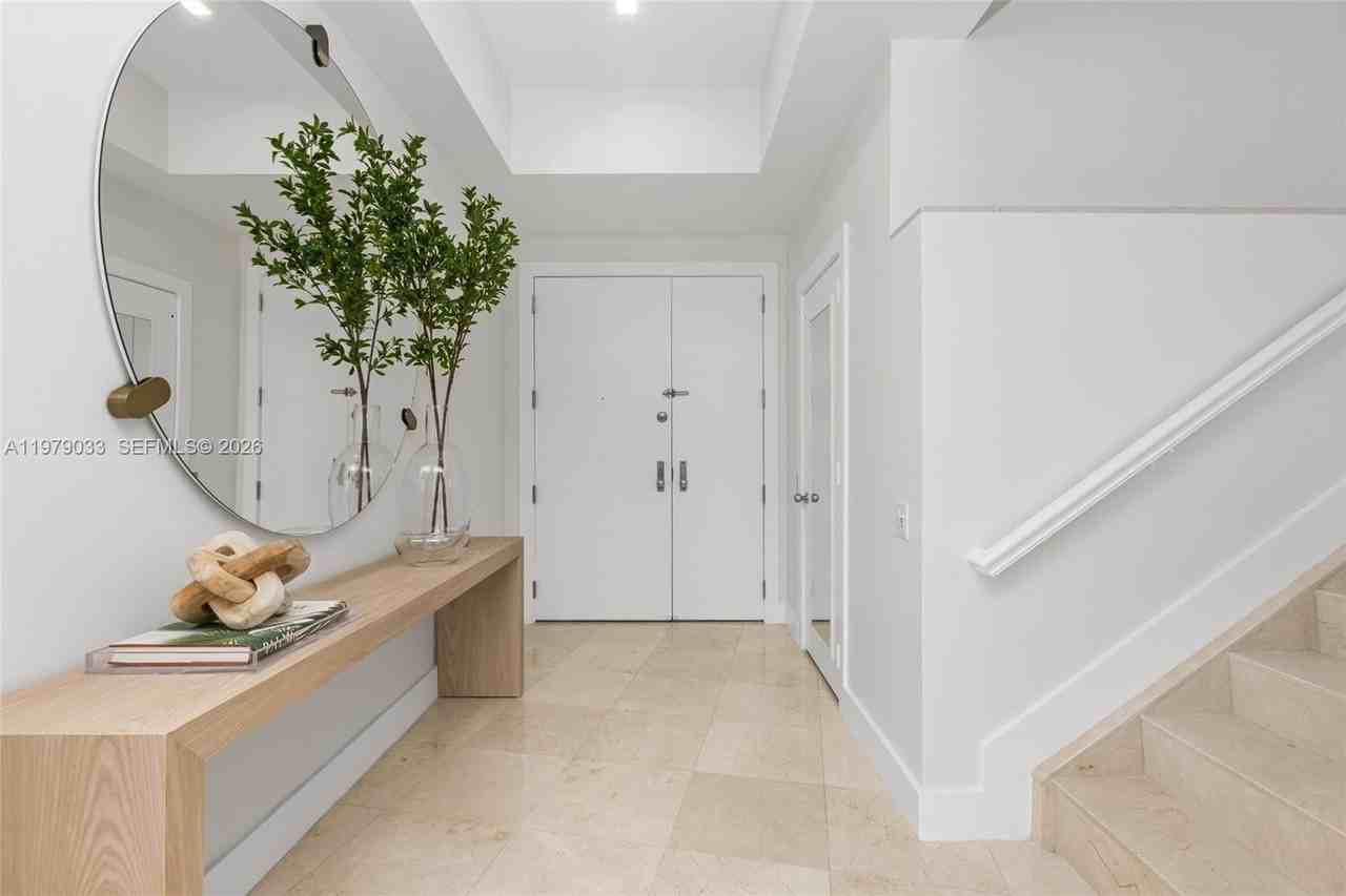 808 Brickell Key Dr #3901 - Photo 3 of 50