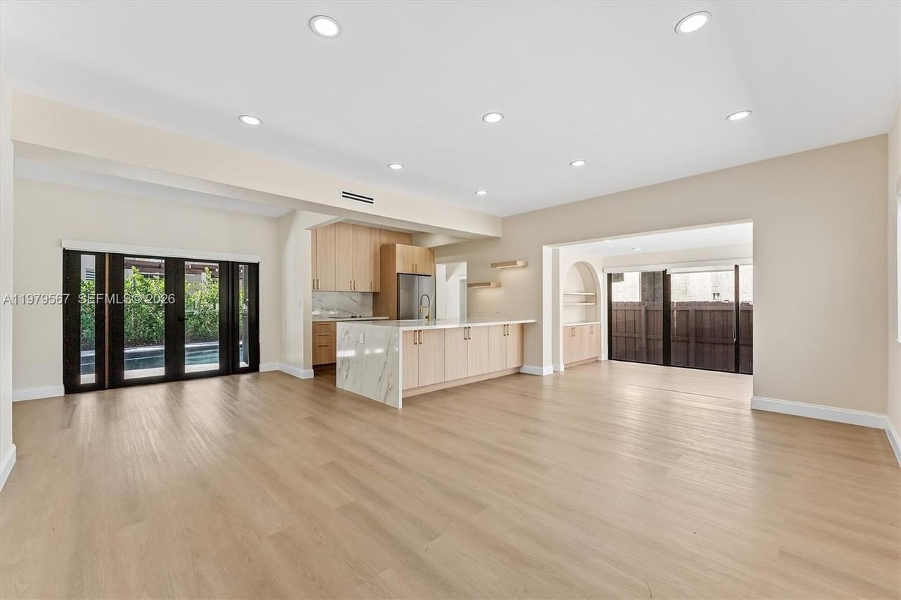 4144 Alton Rd - Photo 5 of 41