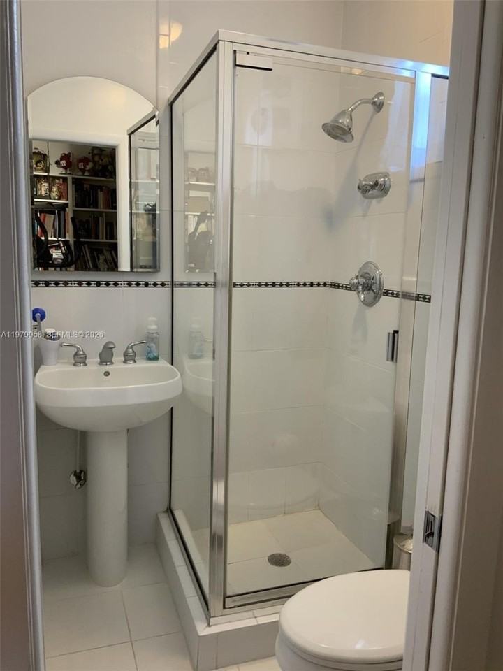 5780 Sw 59th Pl - Photo 3 of 9