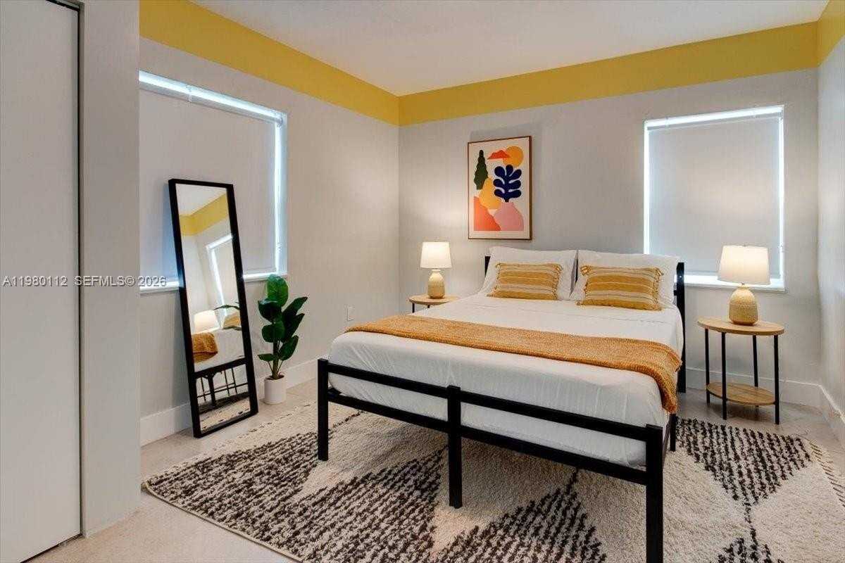 968 Ne 80th St #A - Photo 6 of 17