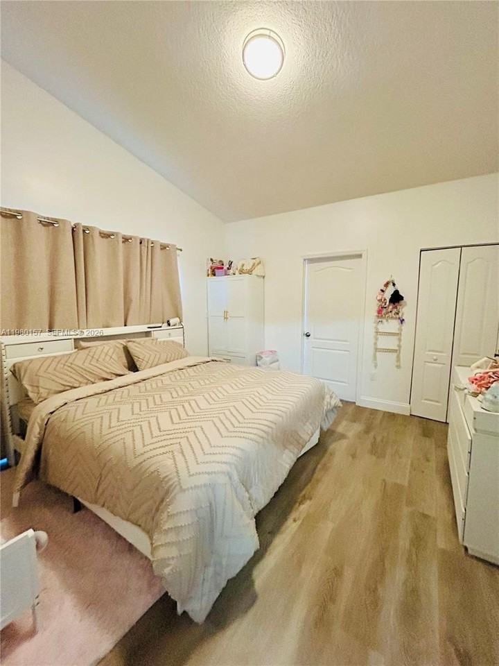 17767 Sw 144th Ave - Photo 2 of 4