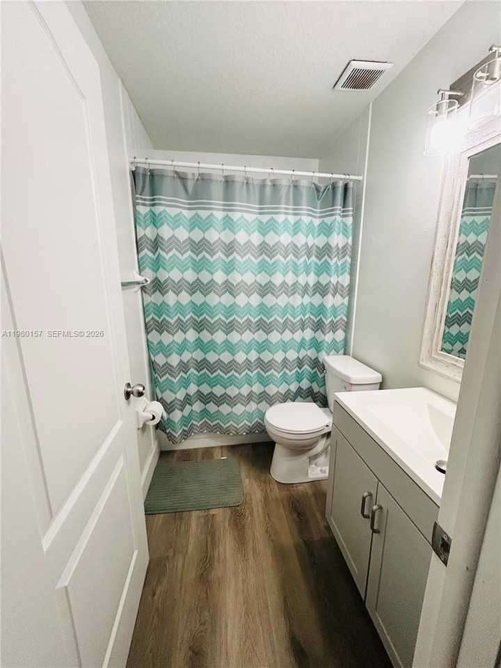 17767 Sw 144th Ave - Photo 3 of 4