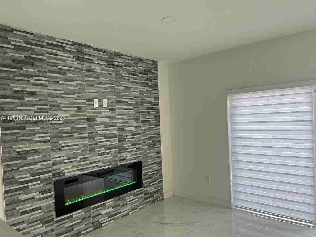 1226 Nw 3rd Ln #1226 - Photo 4 of 17