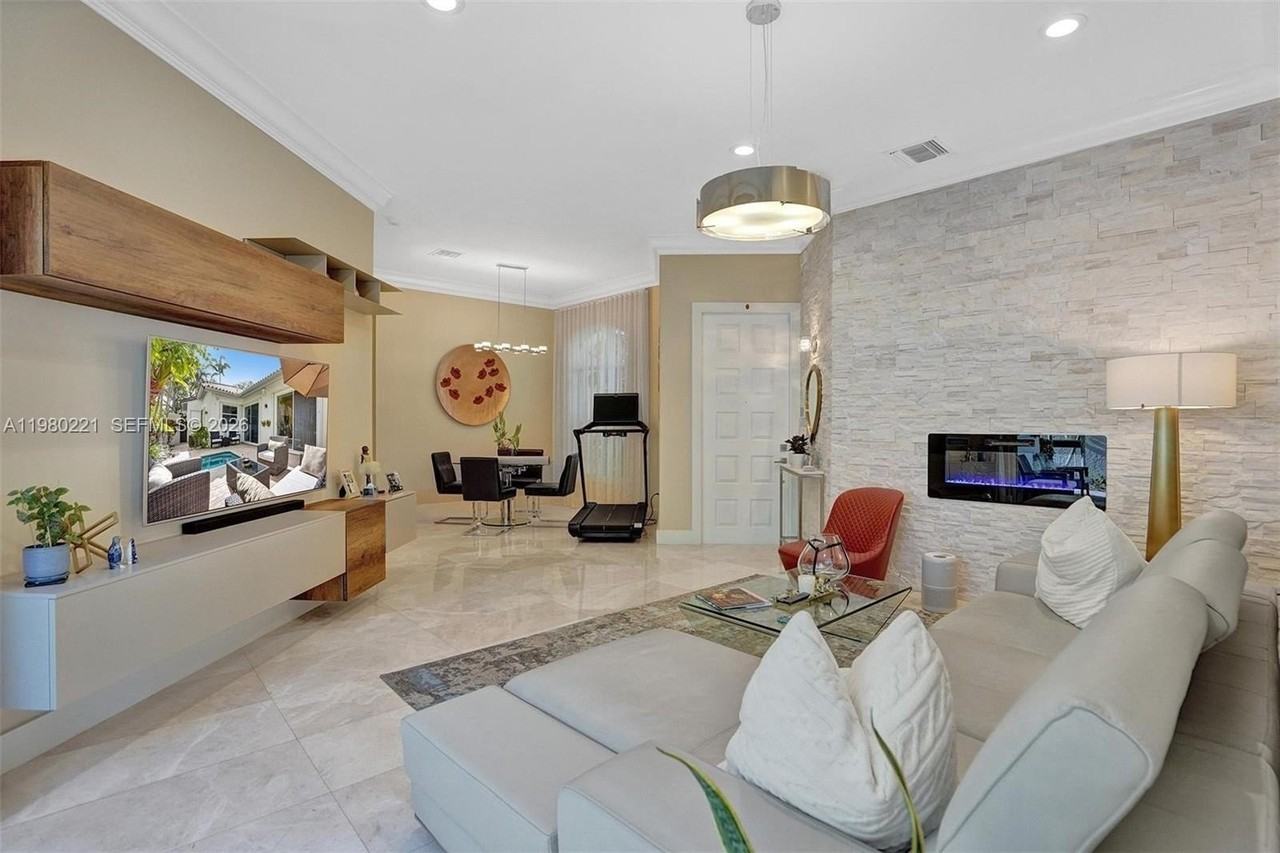 1529 Shoreline Way #1529 - Photo 4 of 50