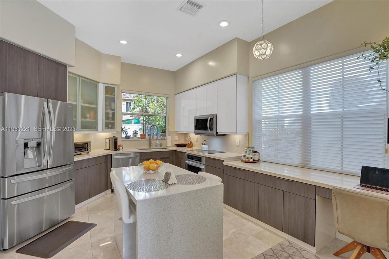 1529 Shoreline Way #1529 - Photo 5 of 50