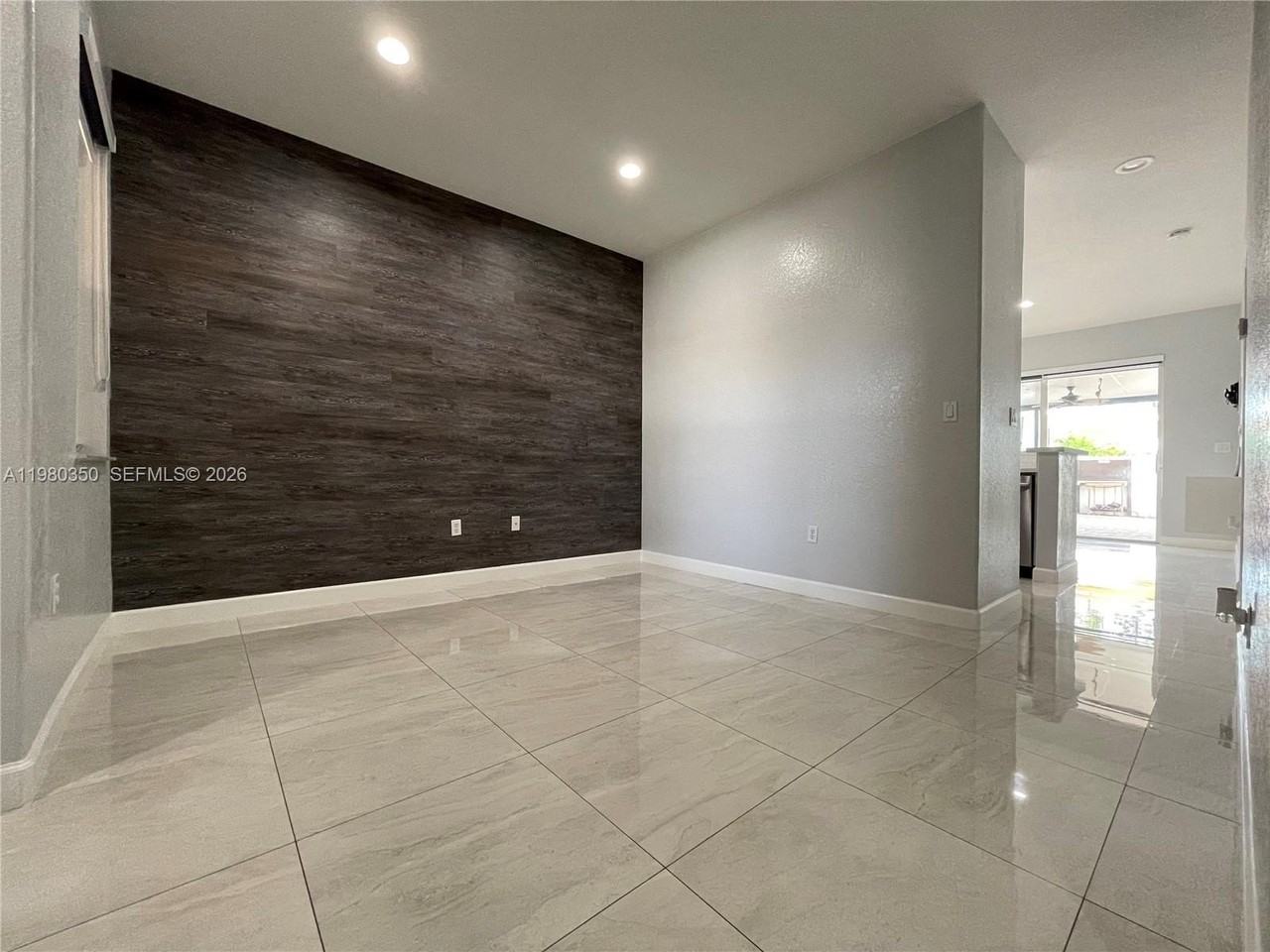 10973 Sw 236th Ter - Photo 5 of 31