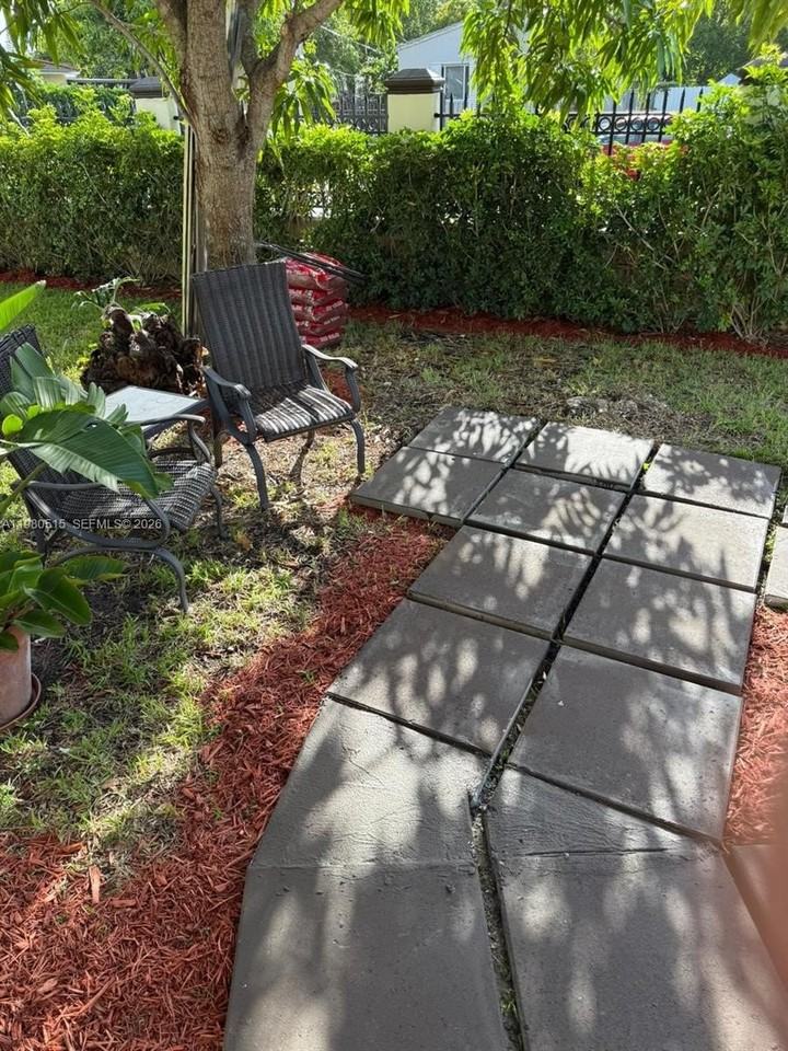 4700 Sw 2nd Ter #1 - Photo 7 of 8