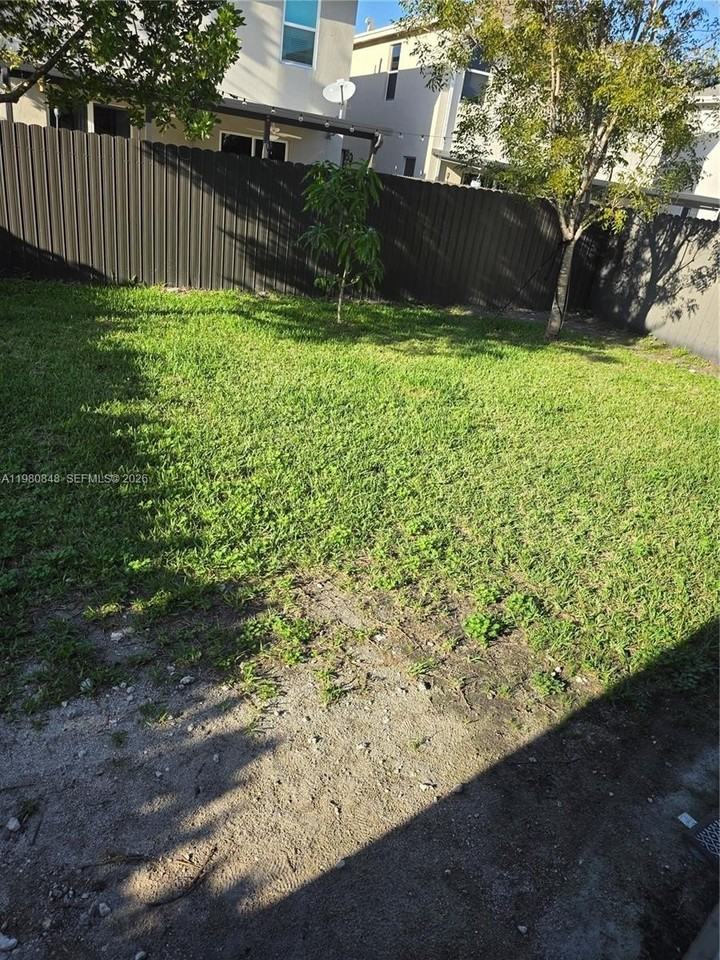 600 Ne 4th Ter - Photo 7 of 22