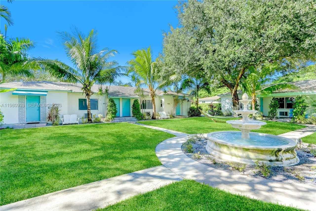 8826 Ne 2nd Ave #8826 - Photo 3 of 24