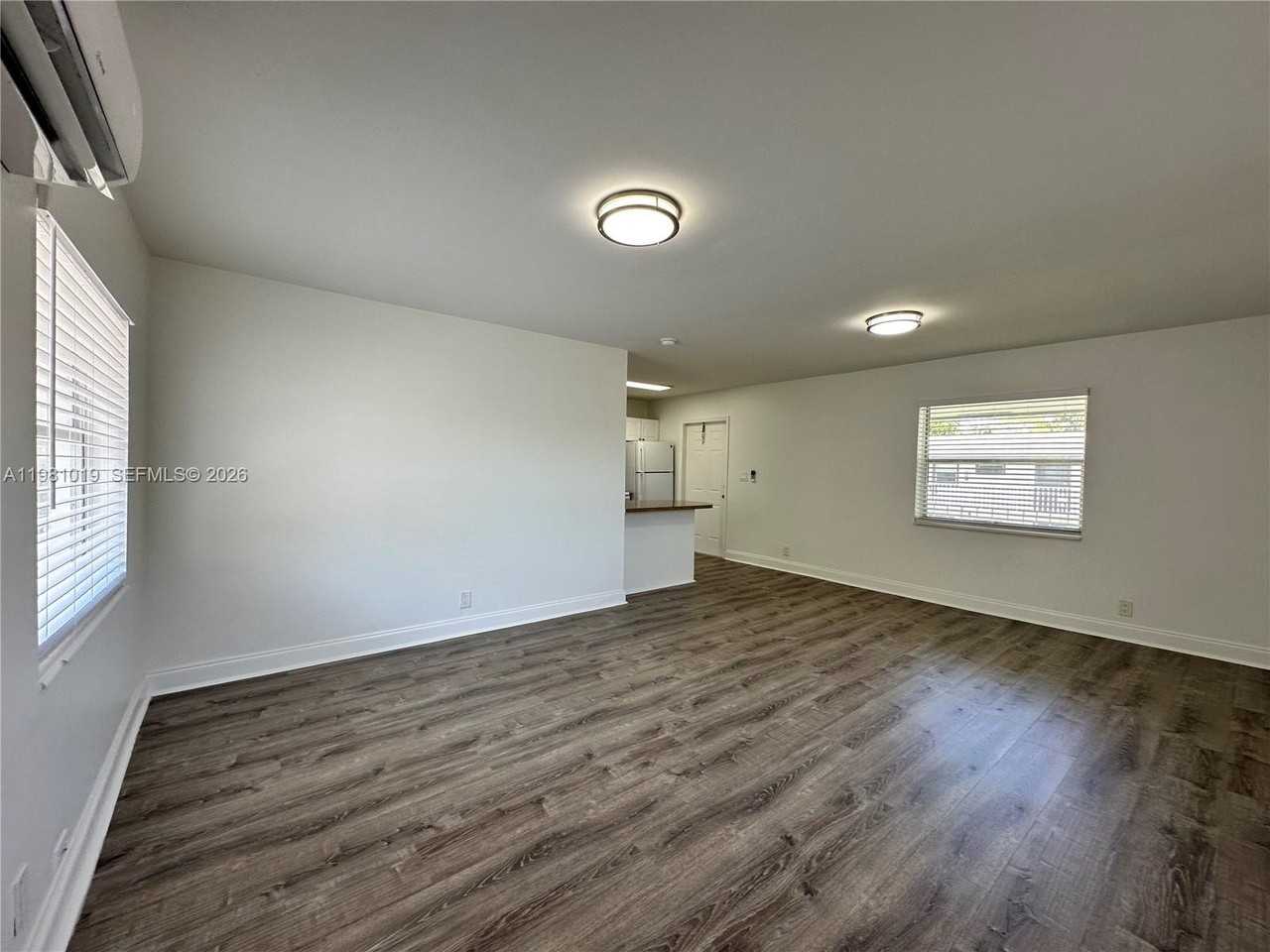 1411 N Dixie Hwy #4 - Photo 3 of 23