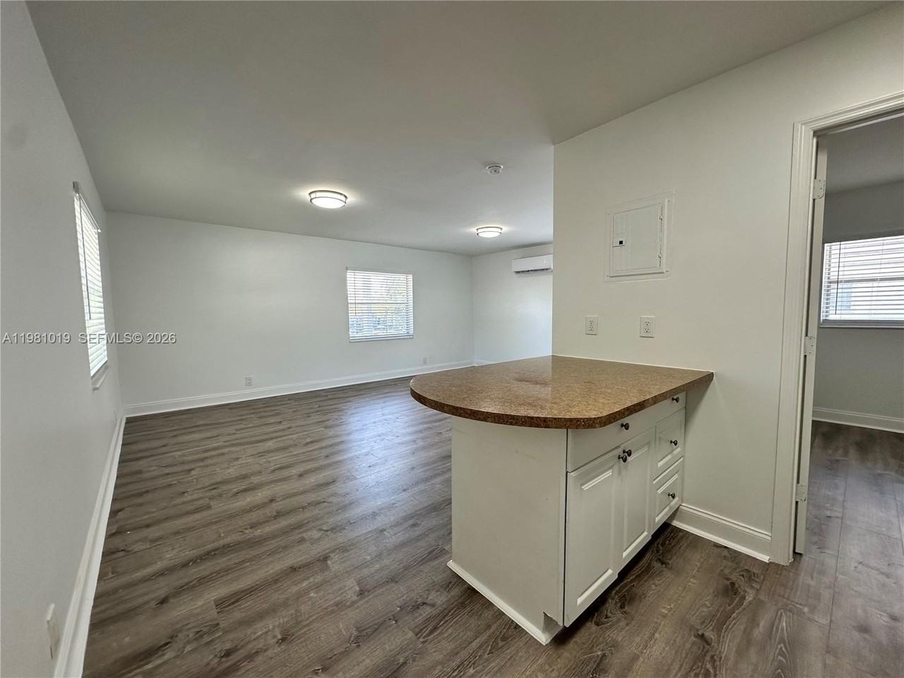 1411 N Dixie Hwy #4 - Photo 5 of 23