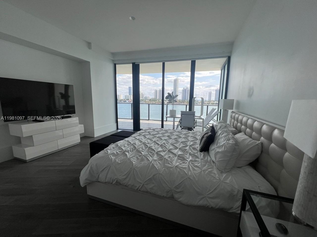 5500 Island Estates Dr #504 - Photo 7 of 47