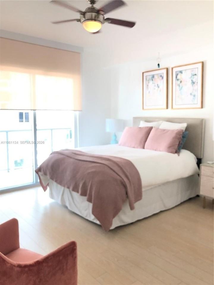 1111 Sw 1st Ave #1116N - Photo 2 of 19