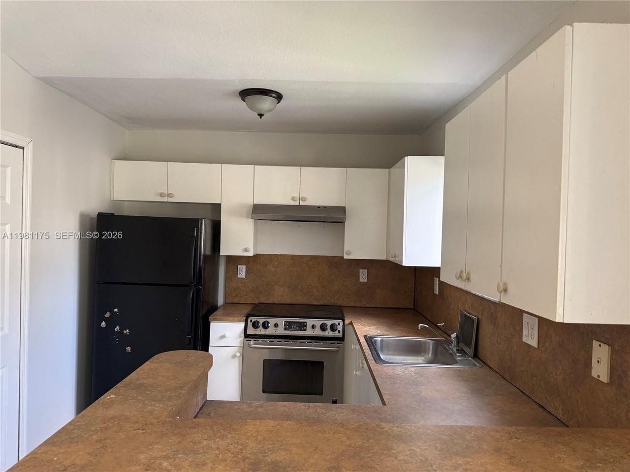 2920 Se 13th Rd #201-45 - Photo 2 of 9