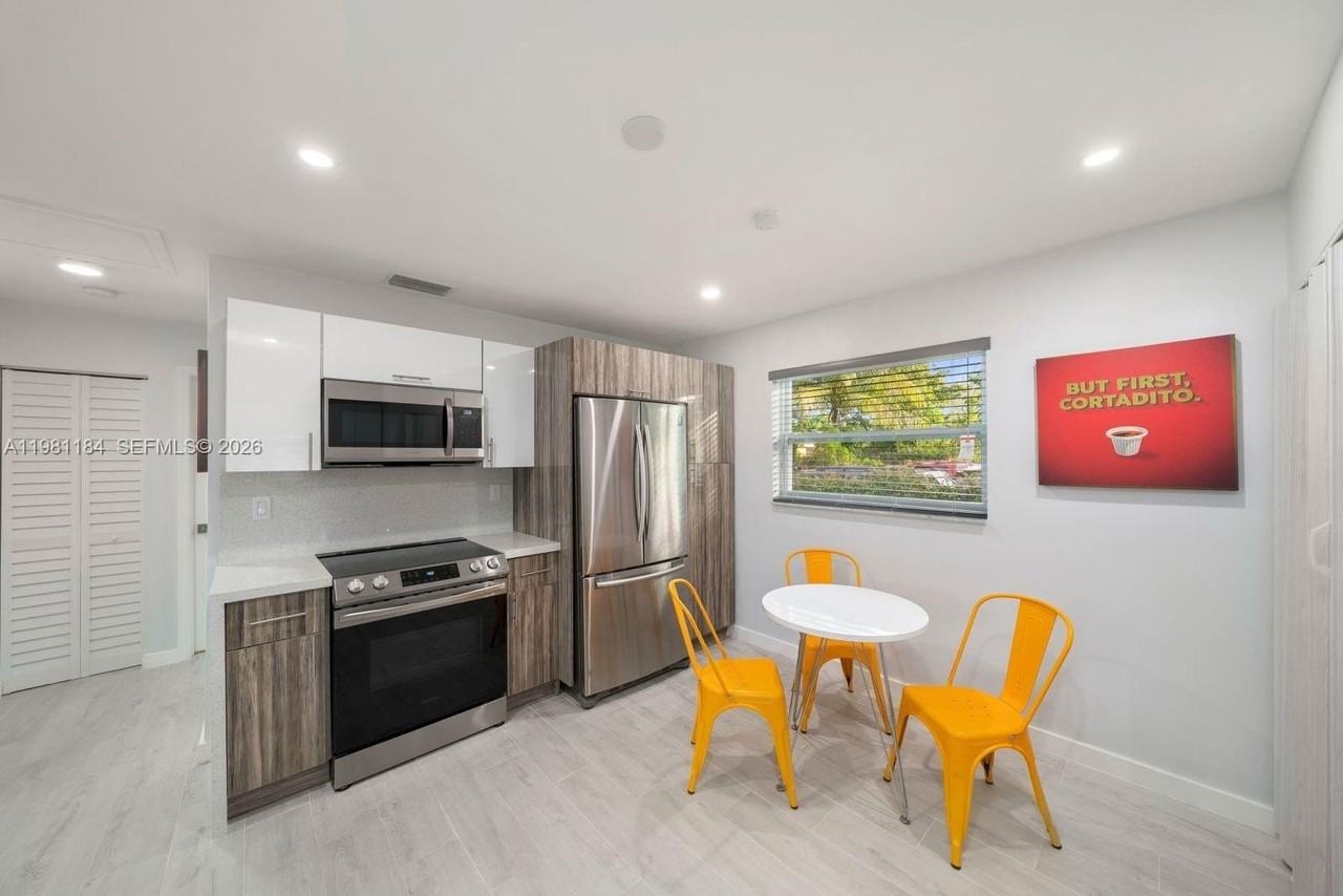 5035 Nw 5th Ave #5035 - Photo 7 of 14