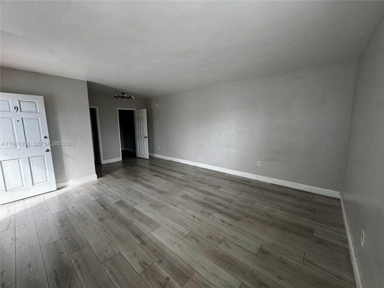 500 13th St #9 - Photo 3 of 15