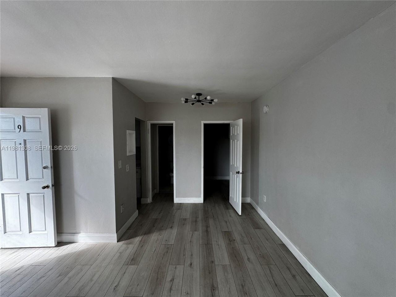 500 13th St #9 - Photo 4 of 15