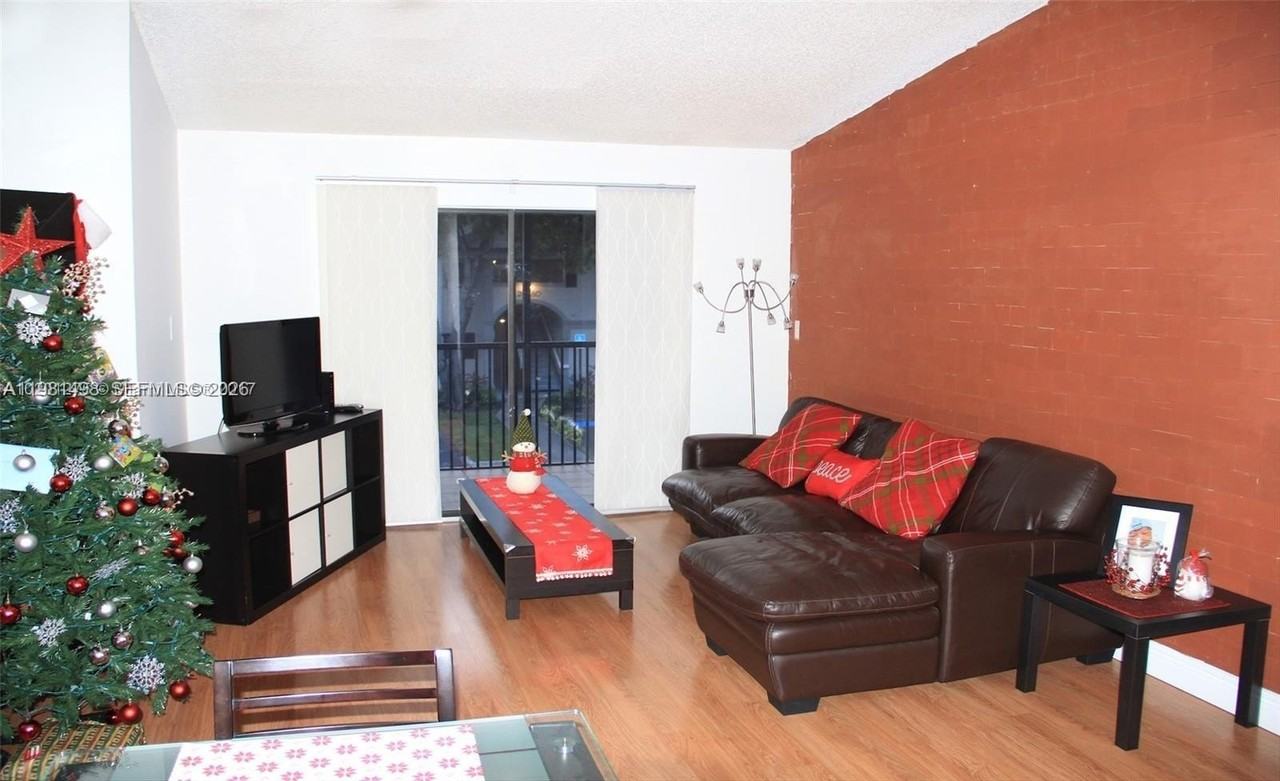 20741 Ne 4th Ct #205 - Photo 5 of 19