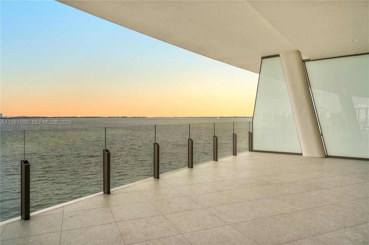 5 Grove Isle Dr #L402 - Photo 5 of 29