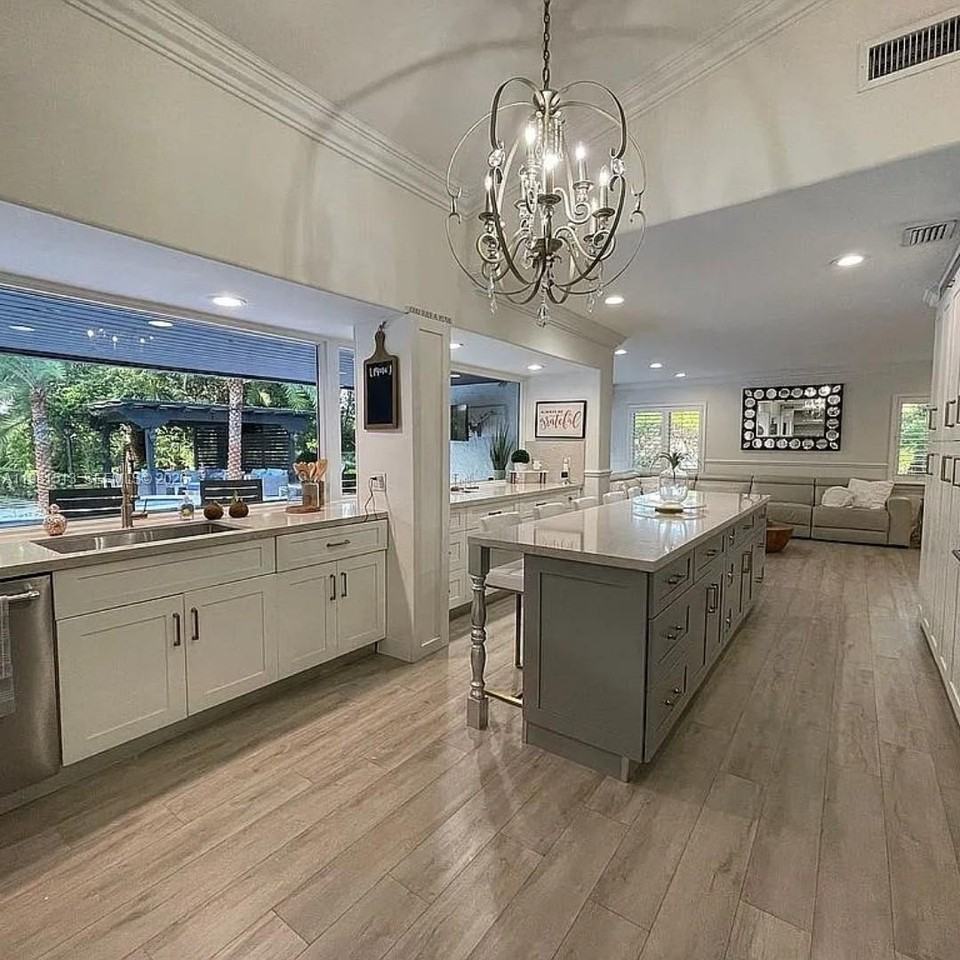 8801 Sw 124th St - Photo 4 of 15