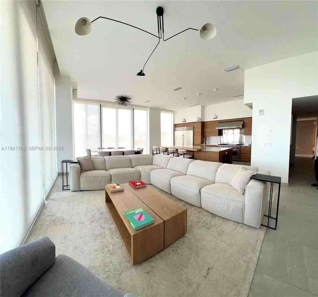 3581 E Glencoe St #601 - Photo 6 of 50