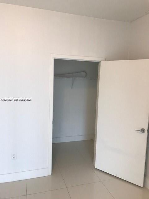 79 Sw 12th St #1106S - Photo 5 of 18