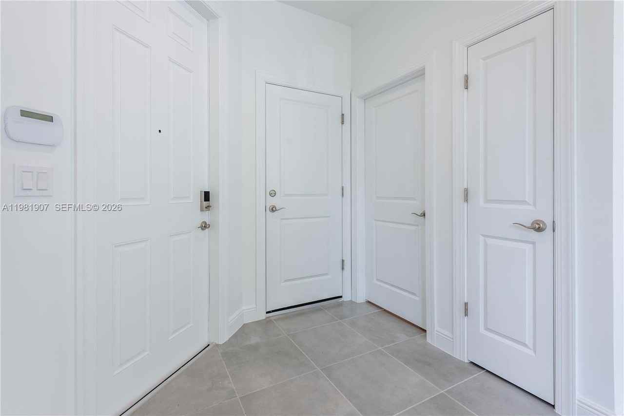 542 Parsons Way #0 - Photo 5 of 38