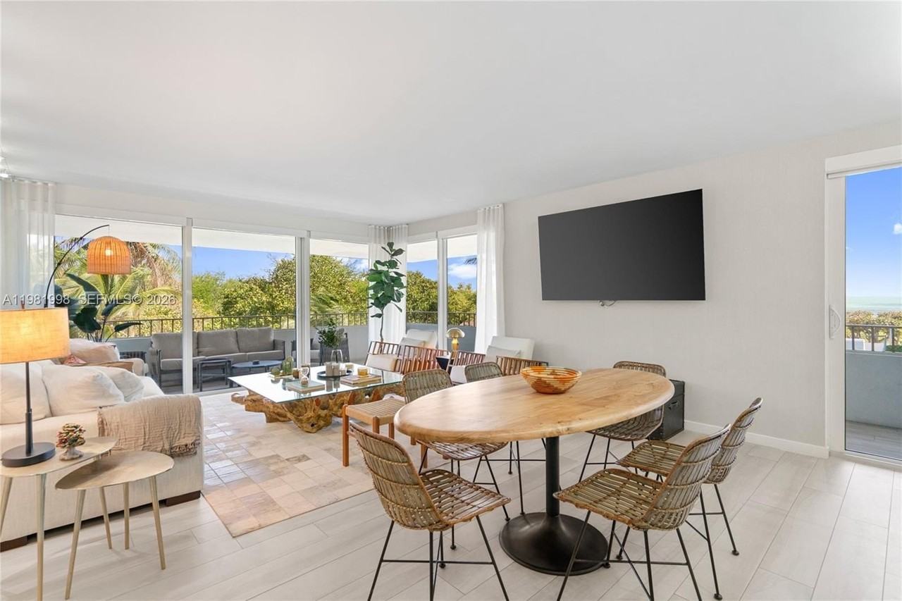 177 Ocean Lane Dr #308 - Photo 3 of 40