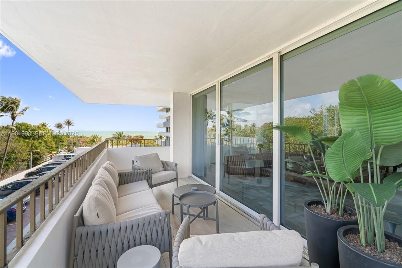 177 Ocean Lane Dr #308 - Photo 4 of 40