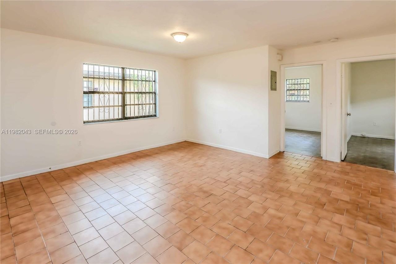 6747 Nw 5th Ct #2 - Photo 4 of 17