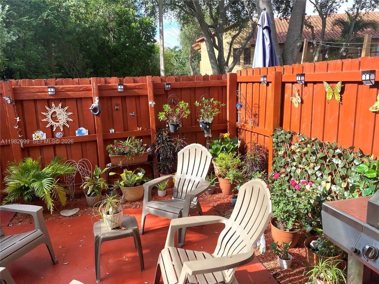 10073 Sw 77th Ct #0 - Photo 5 of 12