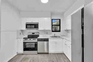 118 Nw 44th St #2 - Photo 1 of 1