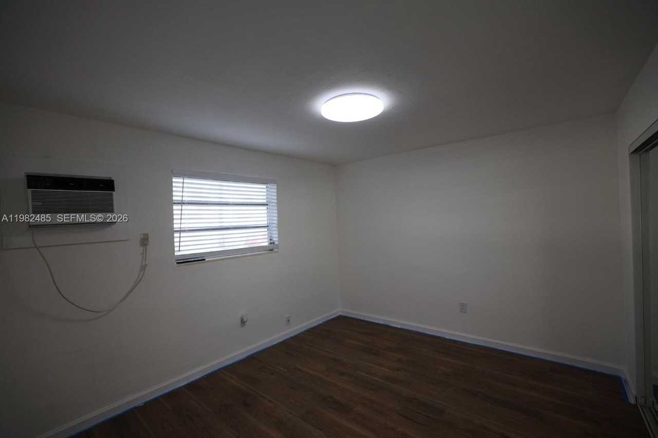 7130 W 11th Ct #2 - Photo 3 of 5