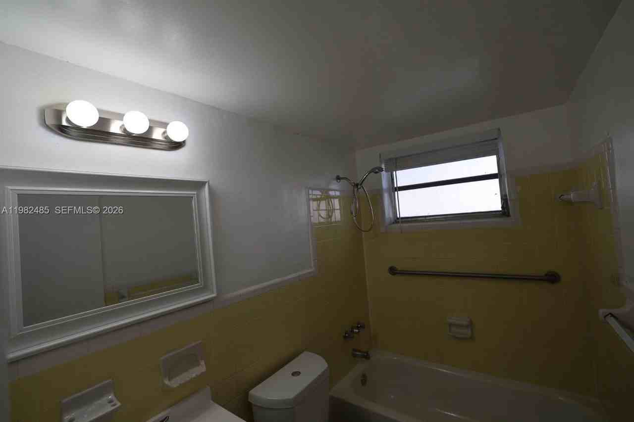 7130 W 11th Ct #2 - Photo 4 of 5