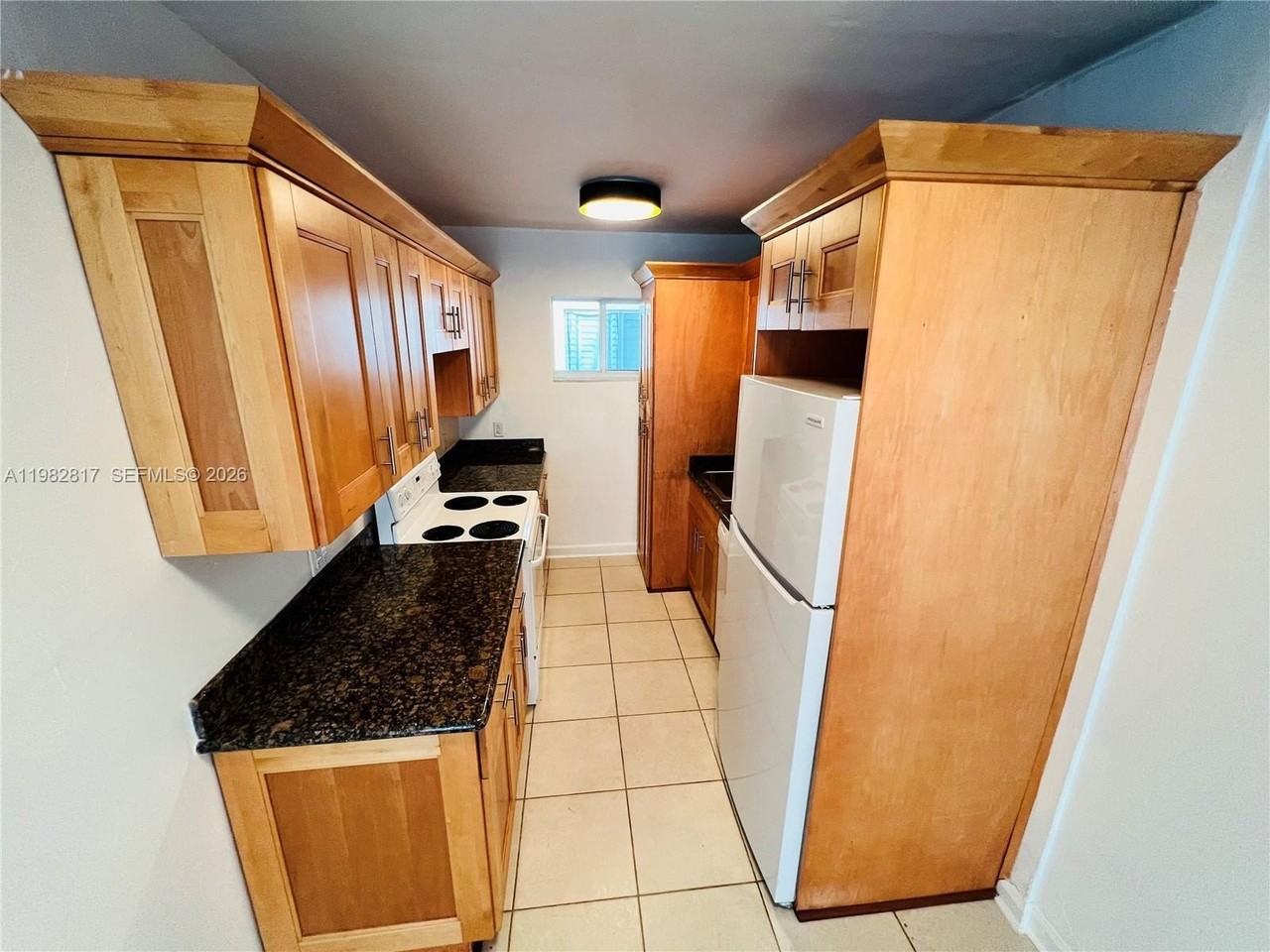 2033 Calais Dr #3 - Photo 6 of 21