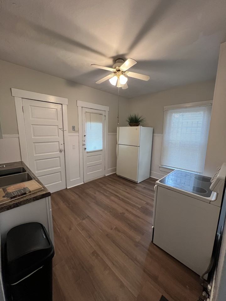 109 - 111 Marathon Ave. - 109.3 #109-3 - Photo 3 of 12