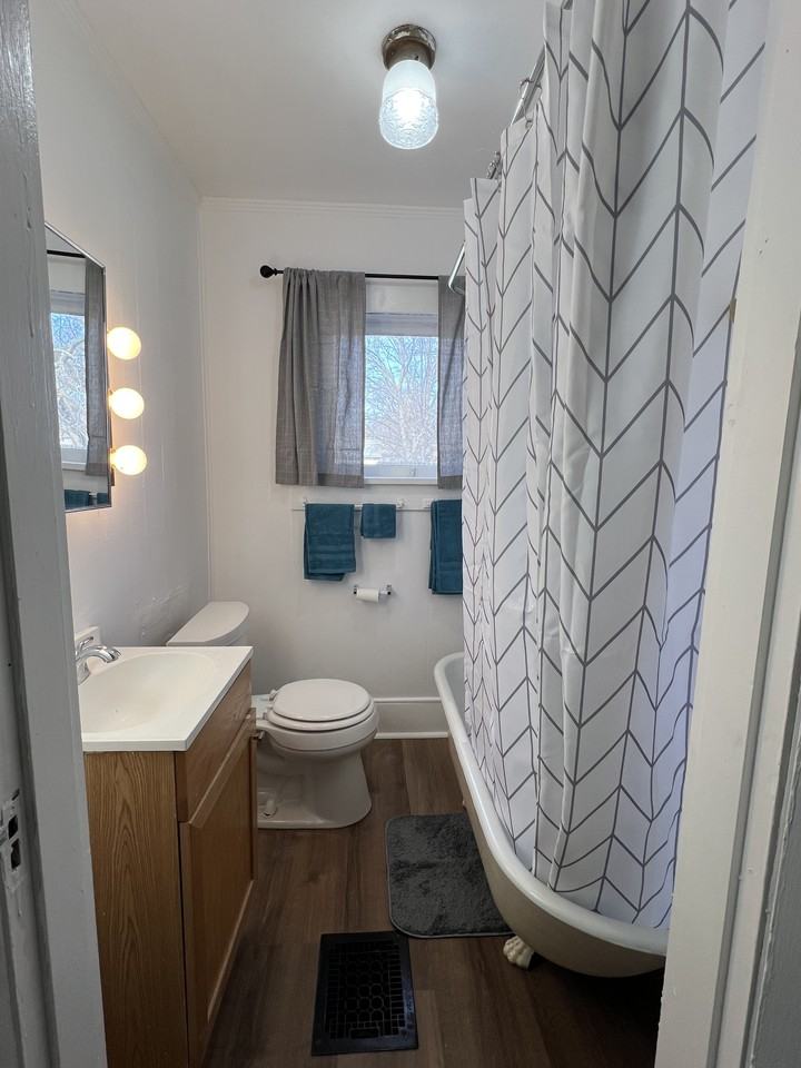 109 - 111 Marathon Ave. - 109.3 #109-3 - Photo 5 of 12