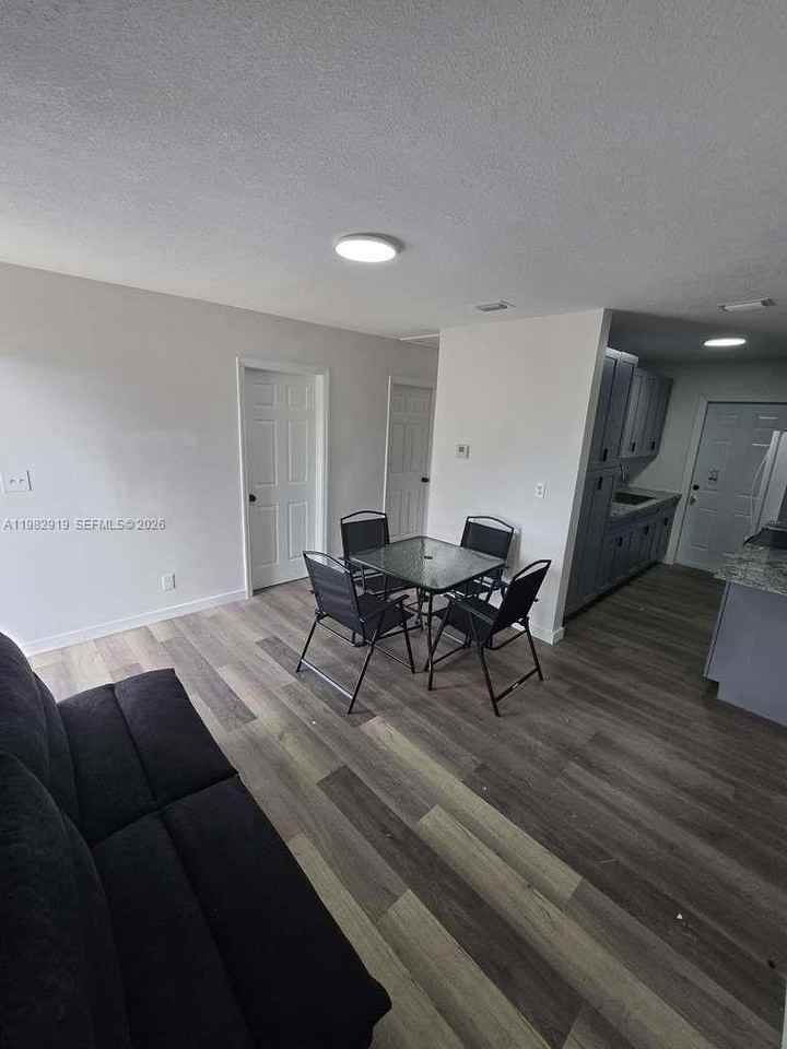 26633 Sw 138th Ct #1 - Photo 7 of 8