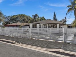 featured image of 3354 Nw 50th St #4