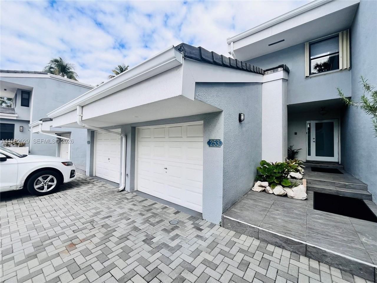 253 Poinciana Dr #603 - Photo 2 of 40