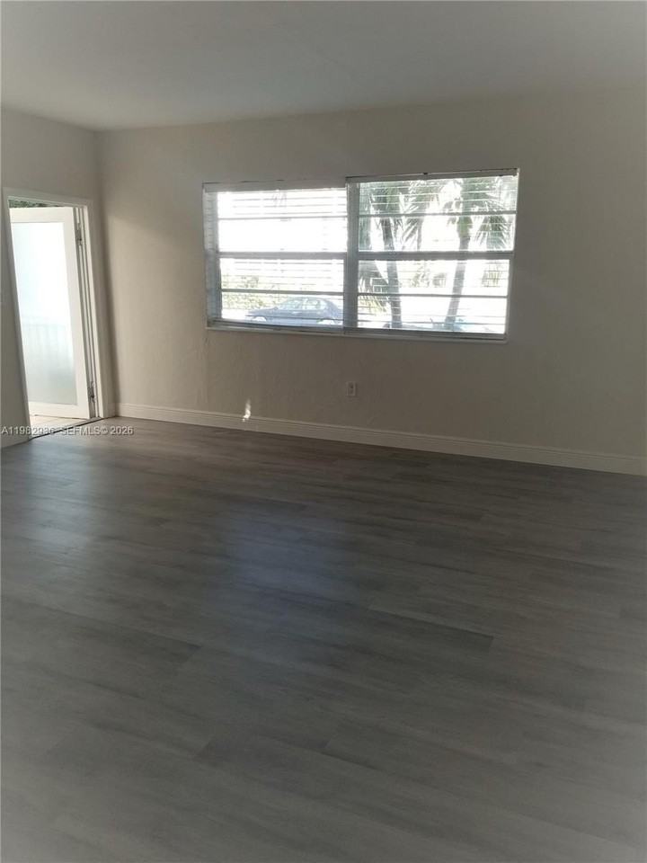 7510 Carlyle Ave #1 - Photo 6 of 11